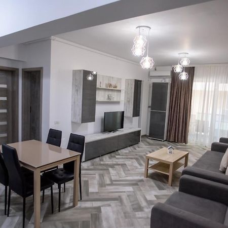 C&Y Zev Apartments Mamaia Extérieur photo