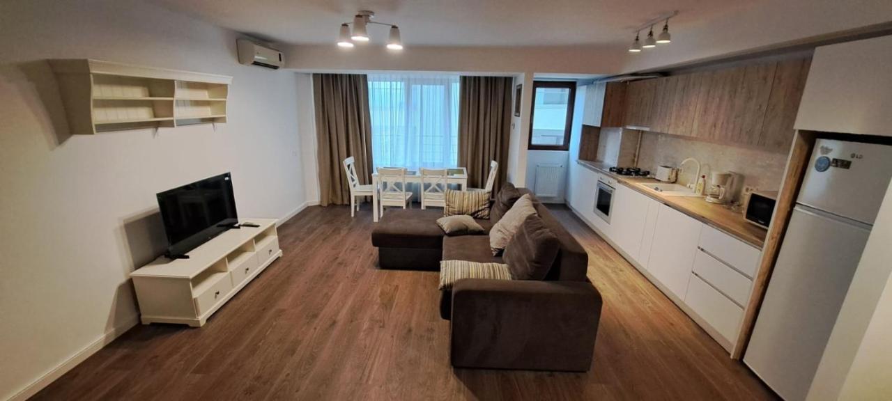 C&Y Zev Apartments Mamaia Extérieur photo