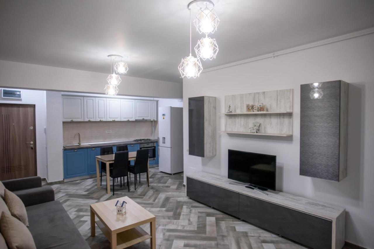 C&Y Zev Apartments Mamaia Extérieur photo