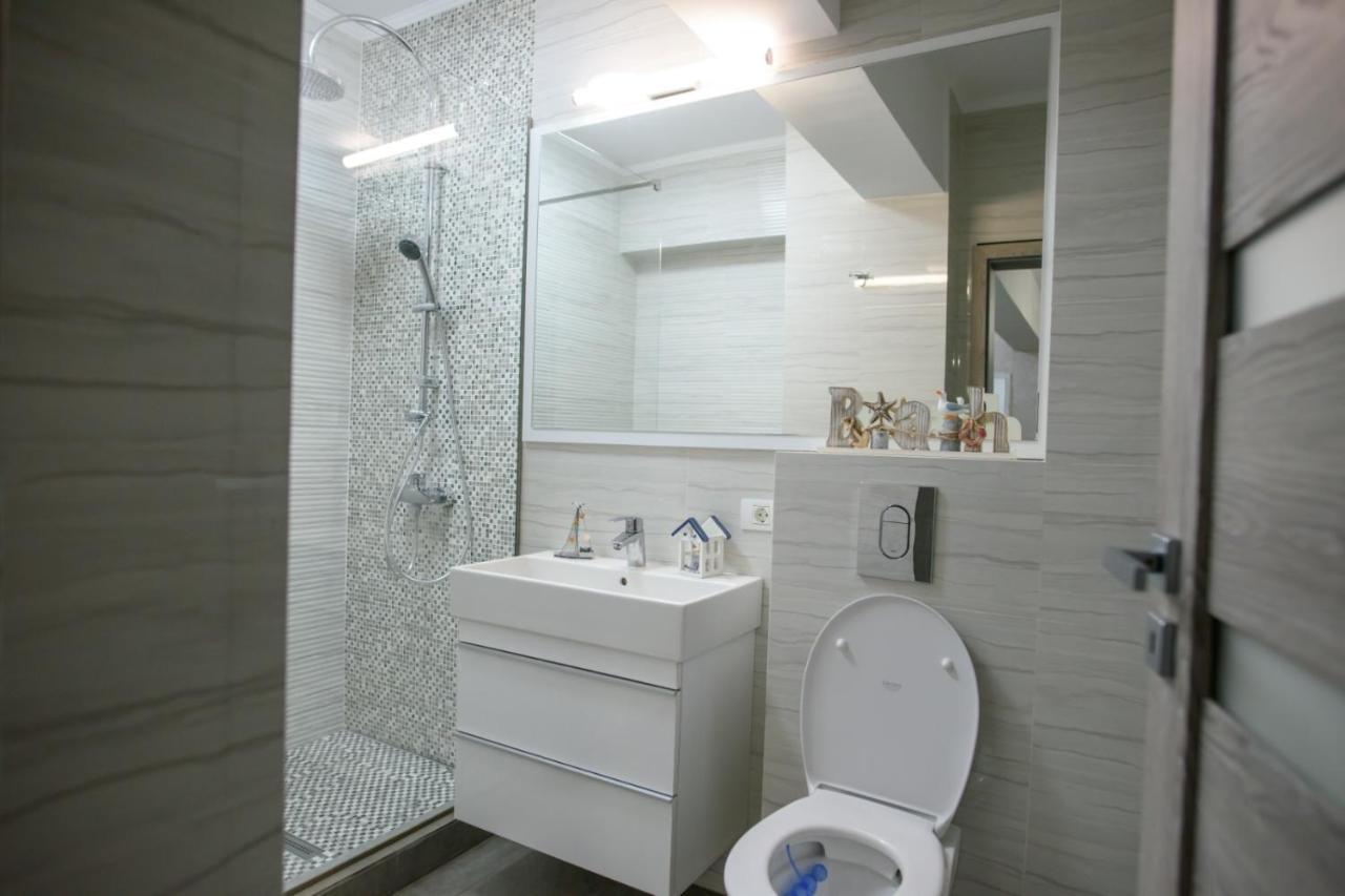 C&Y Zev Apartments Mamaia Extérieur photo