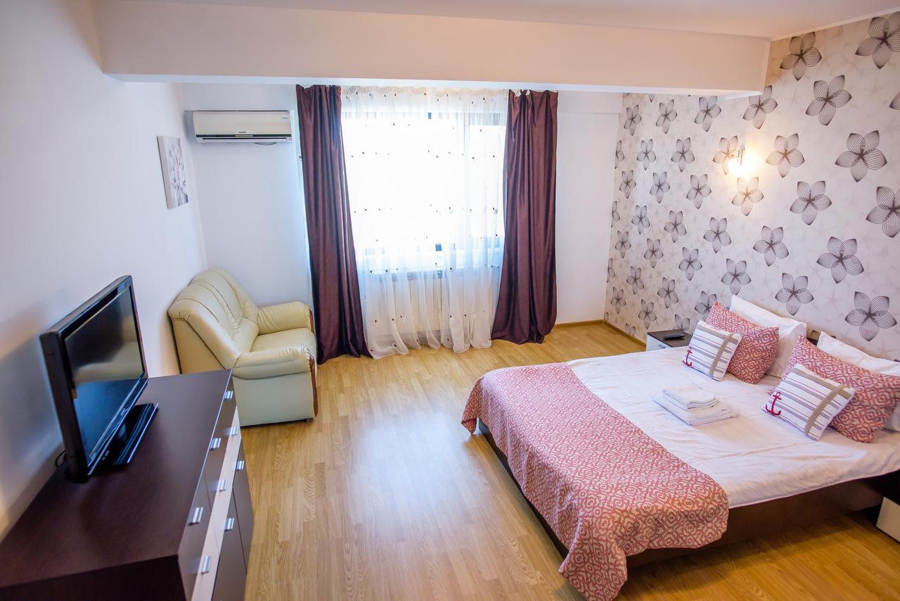 C&Y Zev Apartments Mamaia Extérieur photo