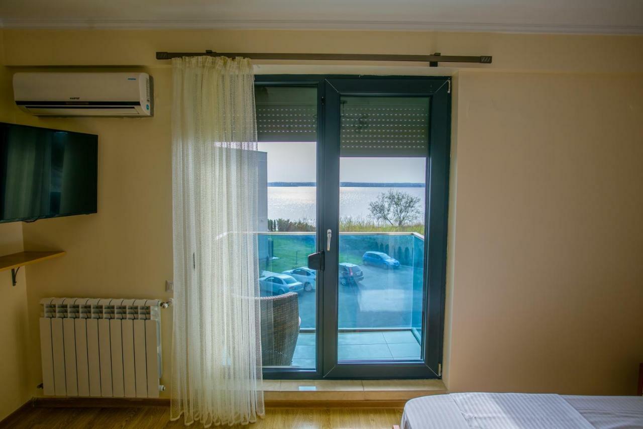C&Y Zev Apartments Mamaia Extérieur photo